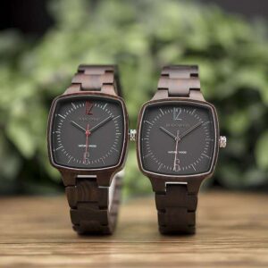 Wooden wrist watch